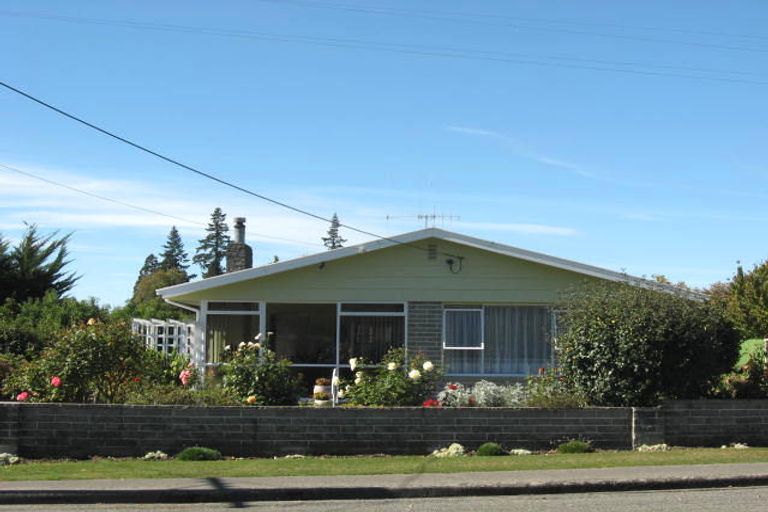 Photo of property in 39 Peel Street, Geraldine, 7930