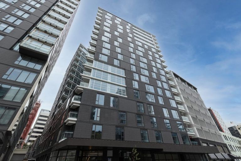 Photo of property in Pinnacle Apartments, E802/160 Victoria Street, Te Aro, Wellington, 6011