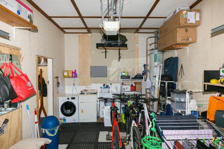 Photo of property in 30 Luxford Street, Berhampore, Wellington, 6023