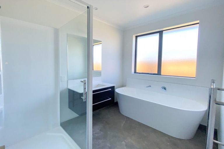 Photo of property in 66 Whitburn Avenue, Halswell, Christchurch, 8025