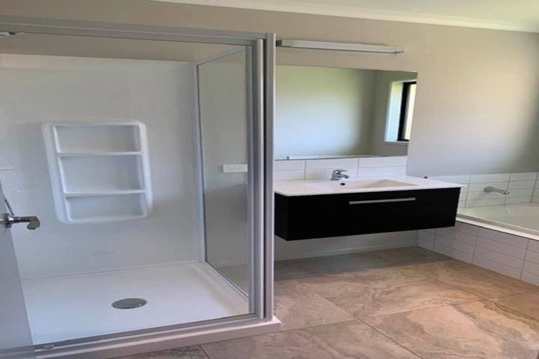 Photo of property in 15 Shearwater Lane, Whitby, Porirua, 5024