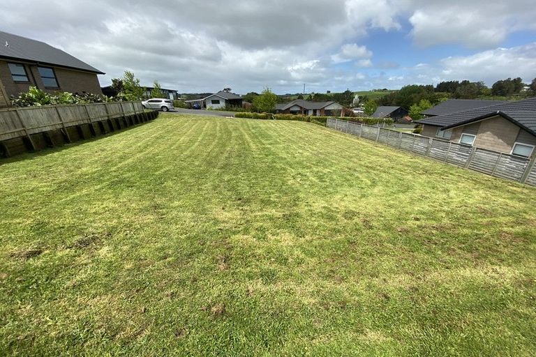 Photo of property in 9 Laly Haddon Place, Matakana, Warkworth, 0985