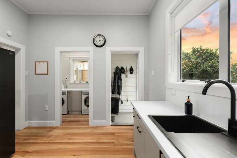 Photo of property in 1 King Street, Paeroa, 3600