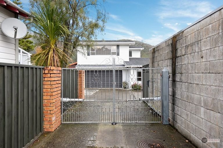 Photo of property in 144b Rata Street, Naenae, Lower Hutt, 5011