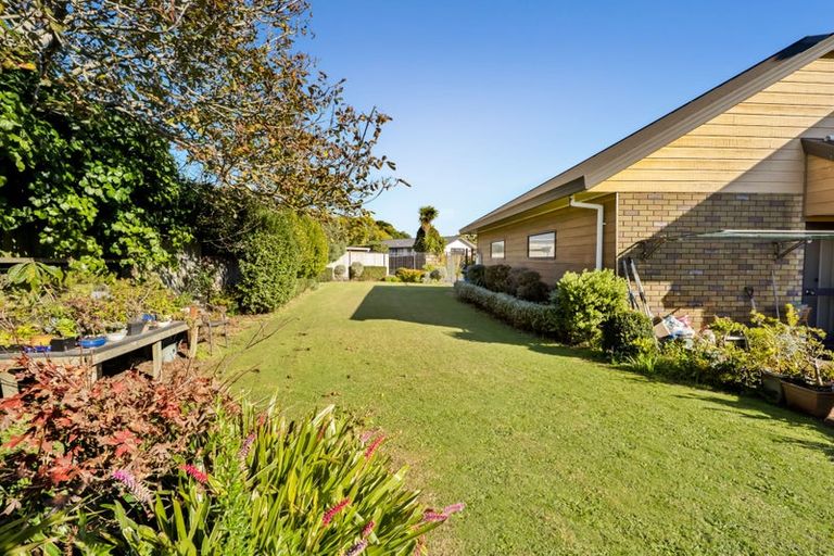 Photo of property in 15b Jade Place, Bell Block, New Plymouth, 4312