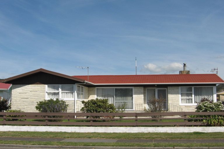 Photo of property in 9 Clouston Crescent, Fenton Park, Rotorua, 3010