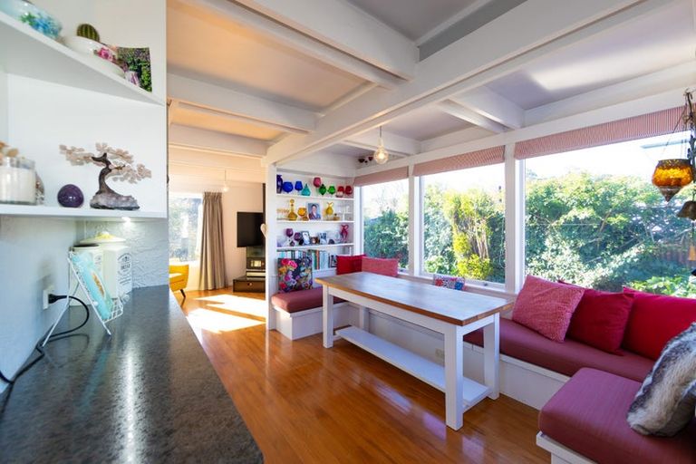 Photo of property in 10 Keirunga Road, Havelock North, 4130