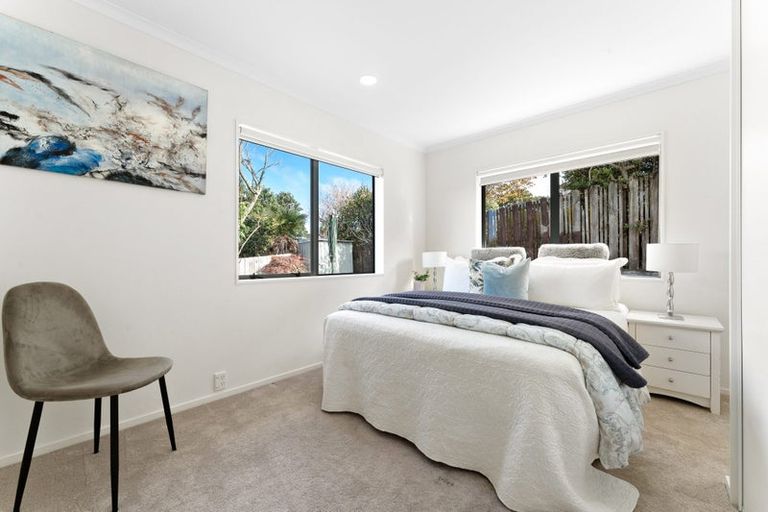 Photo of property in 29 Caversham Drive, Torbay, Auckland, 0630