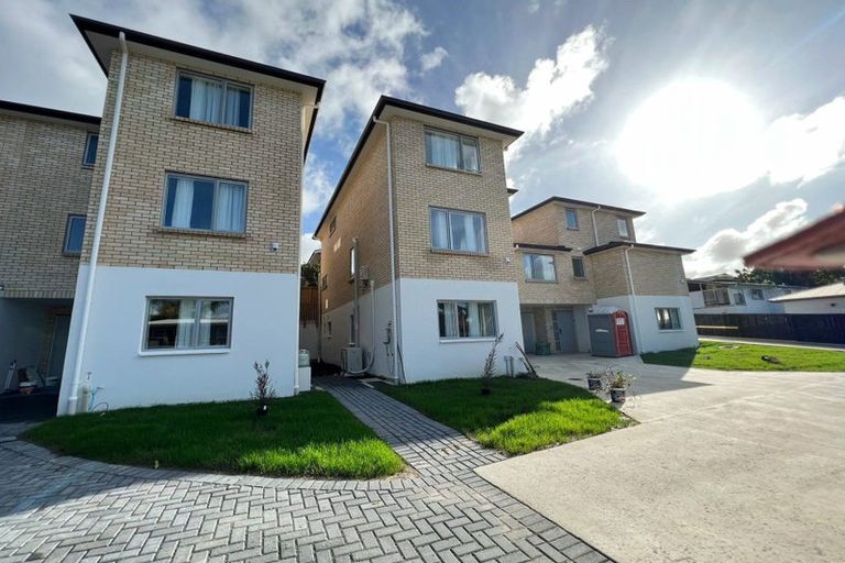 Photo of property in 171a Forrest Hill Road, Forrest Hill, Auckland, 0620