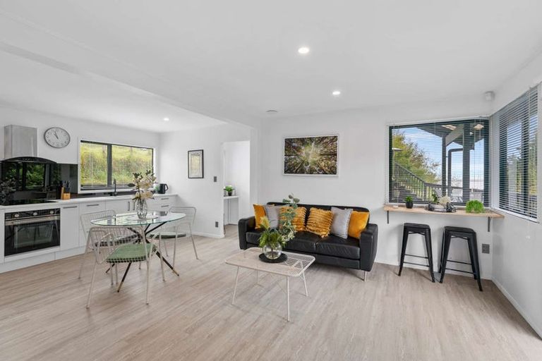 Photo of property in 16 Shelly Beach Road, Shelly Beach, Helensville, 0874