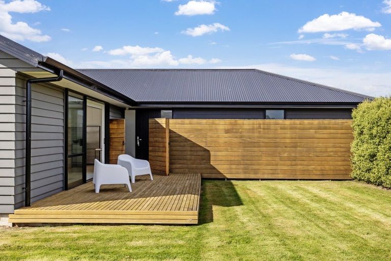 Photo of property in 29 Awa Toru Drive, Fairfield, Dunedin, 9018