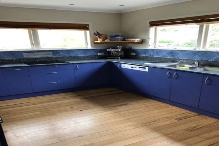 Photo of property in 48 Pah Road, Cockle Bay, Auckland, 2014