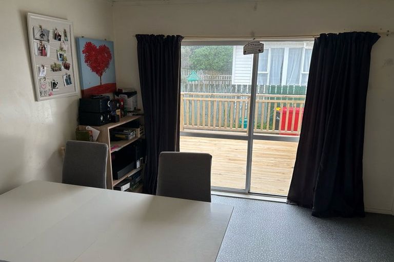 Photo of property in 58 Happy Valley Road, Owhiro Bay, Wellington, 6023