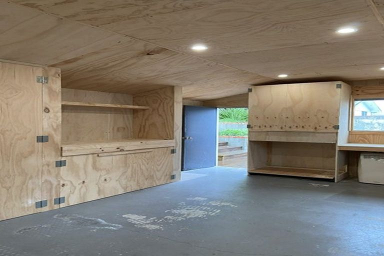 Photo of property in 76 Hampden Street, Picton, 7220