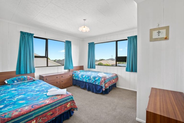 Photo of property in 6a Karina Road, Merrilands, New Plymouth, 4312