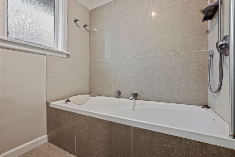 Photo of property in 56 Balrudry Street, Avonhead, Christchurch, 8042