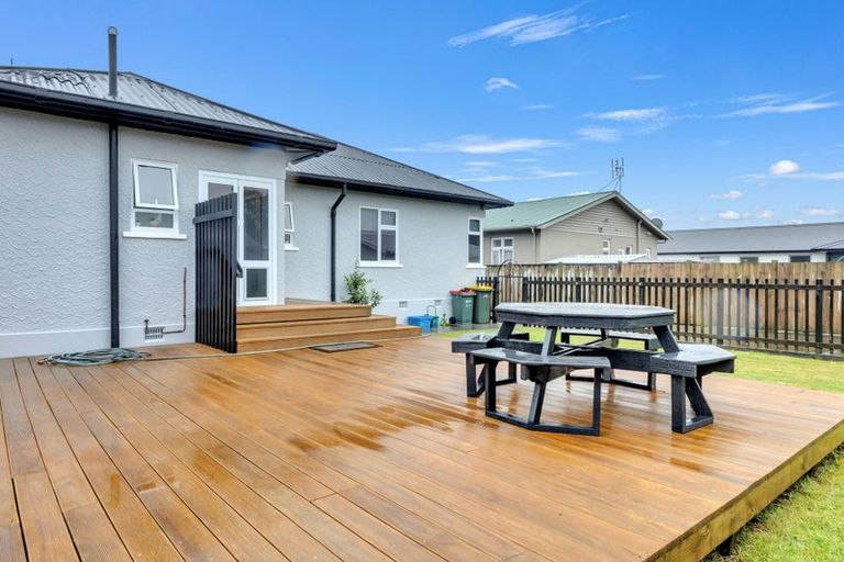 Photo of property in 391 Carrington Street, Upper Vogeltown, New Plymouth, 4310
