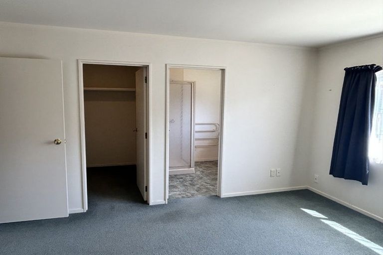 Photo of property in 22 Kowhai Grove, Raumati Beach, Paraparaumu, 5032