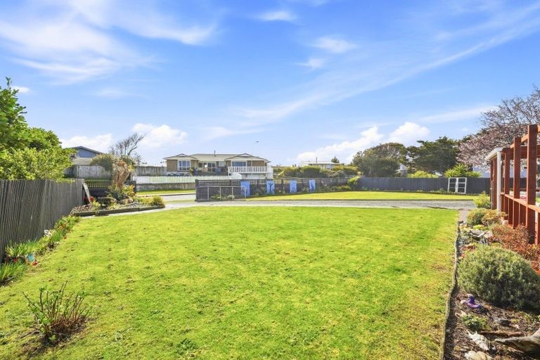 Photo of property in 9 Ramona Avenue, Waitarere Beach, Levin, 5510