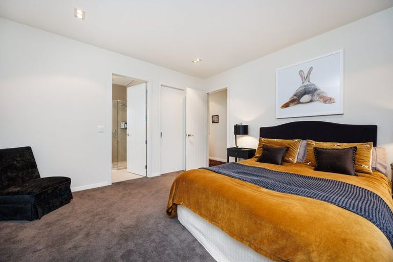 Photo of property in 25 Montgomery Terrace, Hokowhitu, Palmerston North, 4410