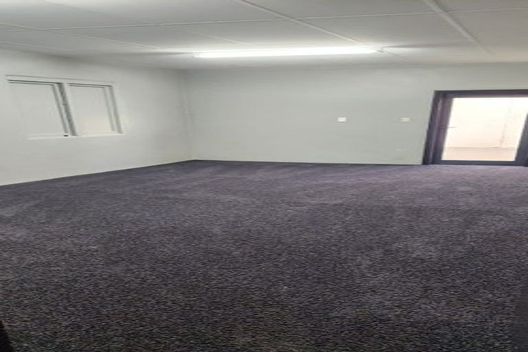 Photo of property in 66 Beauchamp Street, Tawa, Wellington, 5028