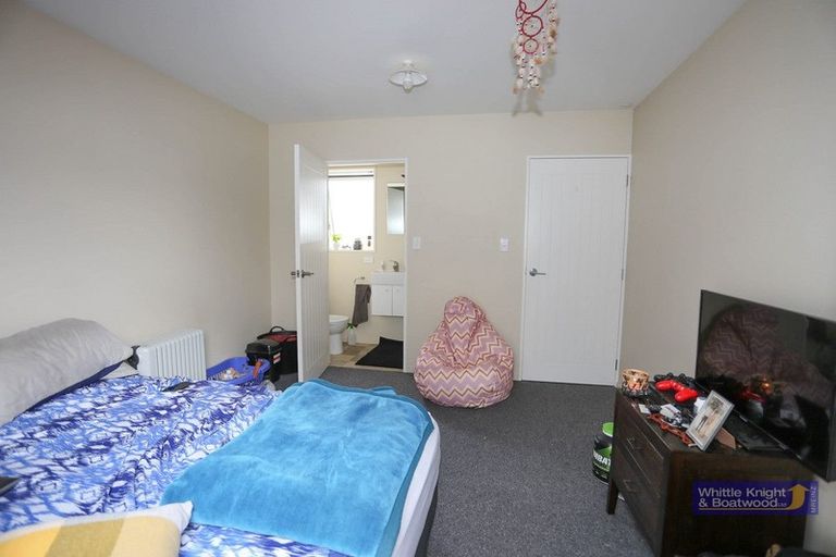 Photo of property in 126 Waimairi Road, Ilam, Christchurch, 8041