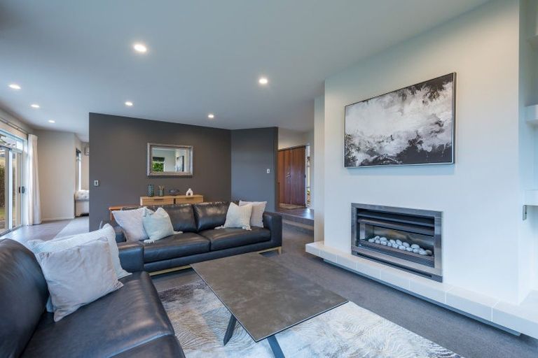 Photo of property in 12 Lobank Place, Richmond, 7020