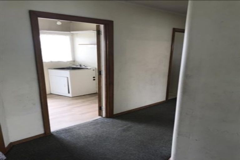 Photo of property in 27 Harwood Crescent, Otara, Auckland, 2023