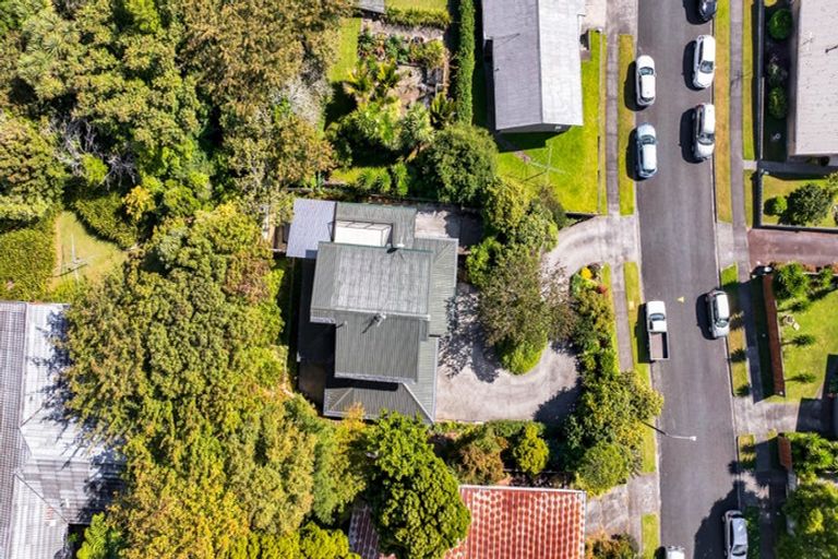Photo of property in 6 Mayfair Place, Westown, New Plymouth, 4310