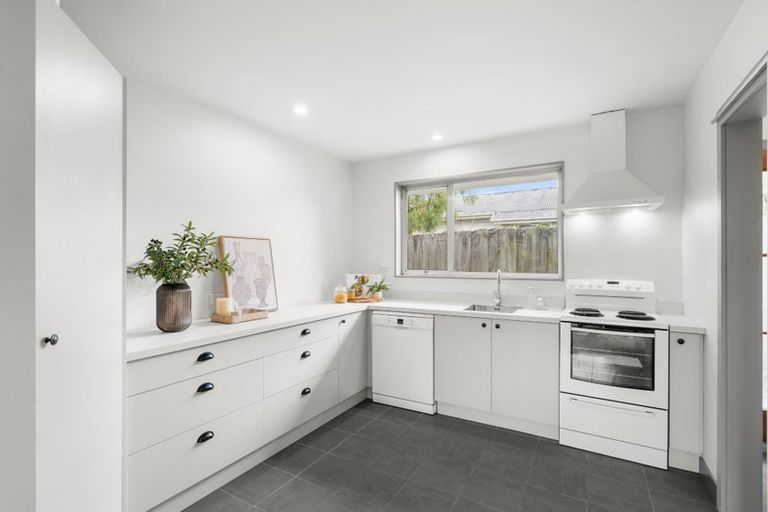 Photo of property in 1/15 Brake Street, Upper Riccarton, Christchurch, 8041