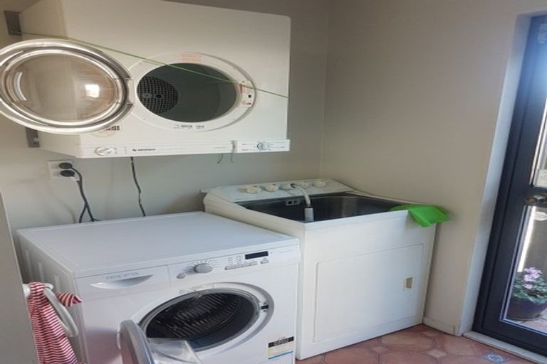 Photo of property in 245a Bealey Avenue, Christchurch Central, Christchurch, 8013