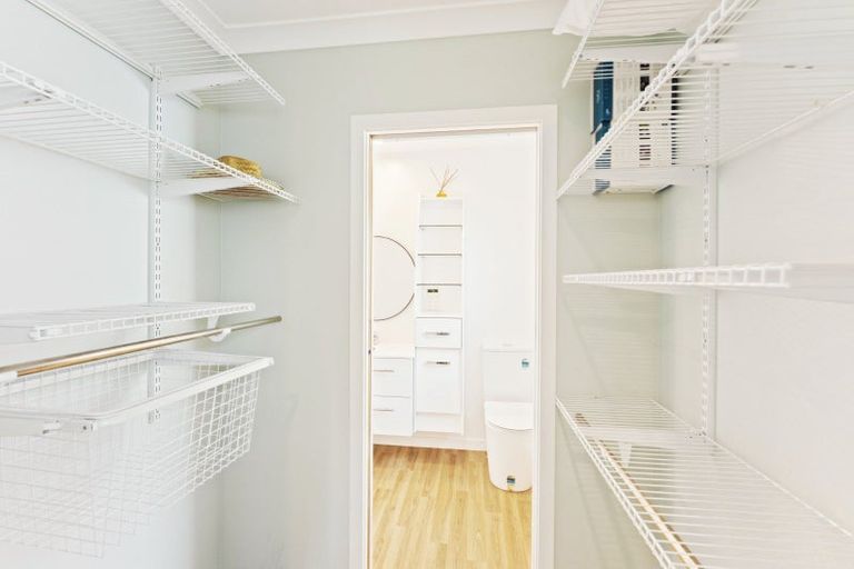 Photo of property in 50 Seaview Road, Paraparaumu Beach, Paraparaumu, 5032