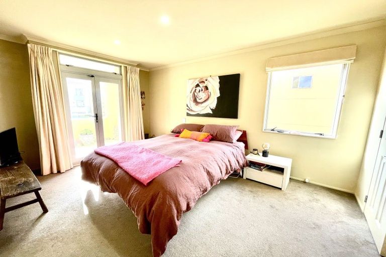 Photo of property in Marrakech Cafe, 74/305 Evans Bay Parade, Hataitai, Wellington, 6021