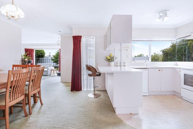 Photo of property in 94a Mansel Avenue, Hillcrest, Hamilton, 3216