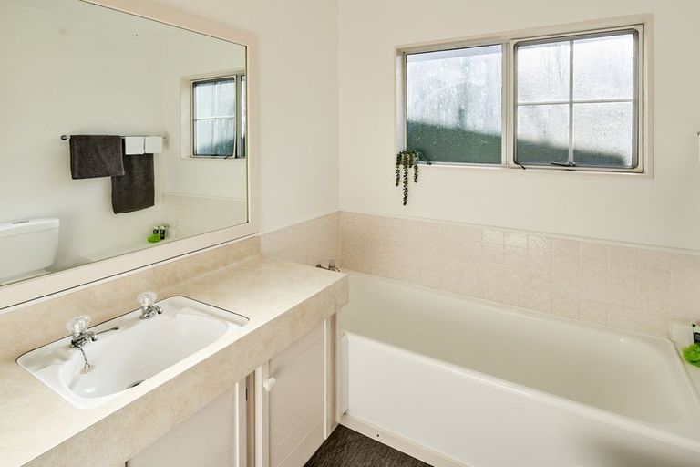 Photo of property in 4 Mclintock Street, Johnsonville, Wellington, 6037