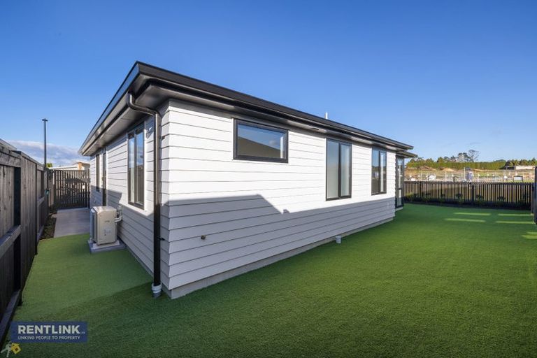 Photo of property in 14 Huriana Crescent, Te Puke, 3119
