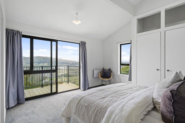 Photo of property in 17 Brigid Place, Mount Pleasant, Christchurch, 8081