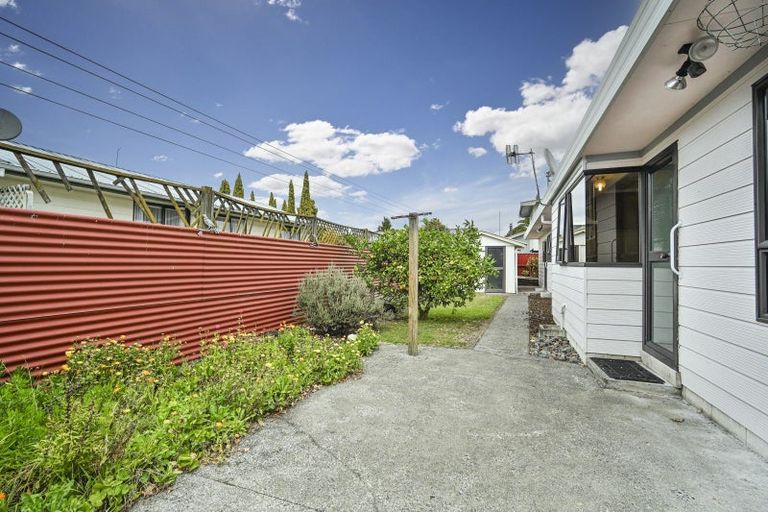Photo of property in 1002 Reka Street, Akina, Hastings, 4122