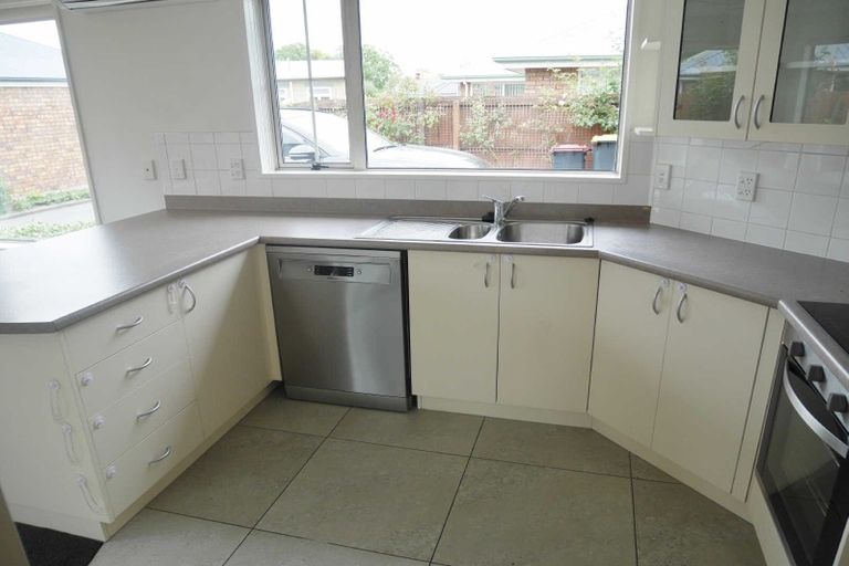 Photo of property in 14 Ashmore Lane, Strowan, Christchurch, 8052