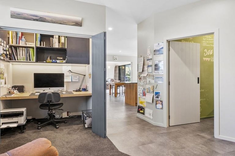 Photo of property in 300 Tirohanga Road, North Taieri, Mosgiel, 9092