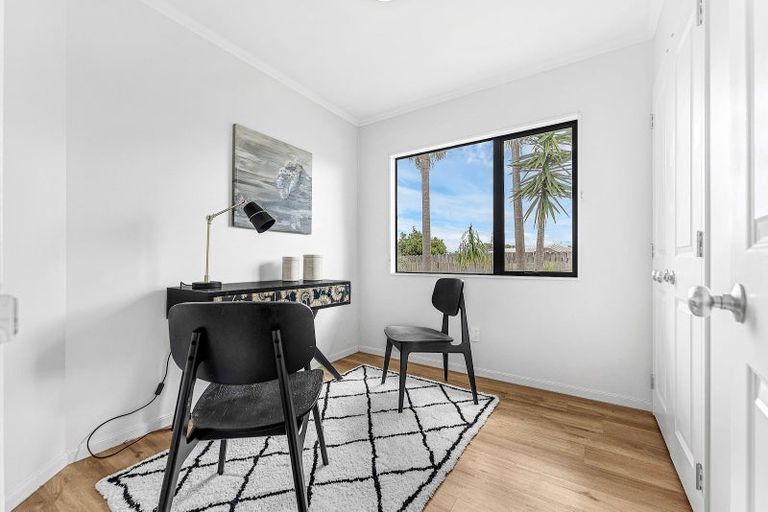 Photo of property in 110a Victoria Street West, Pukekohe, 2120