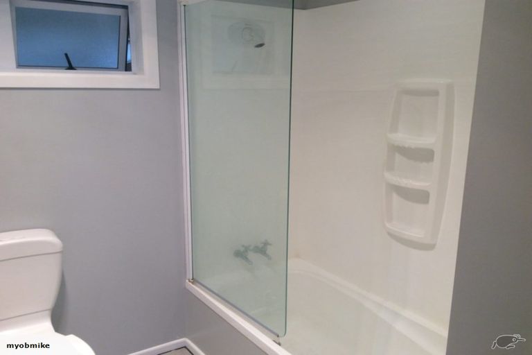 Photo of property in 5 Wingrove Road, Owhata, Rotorua, 3010