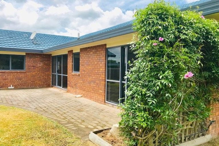 Photo of property in 21 Spinnaker Drive, Flagstaff, Hamilton, 3210