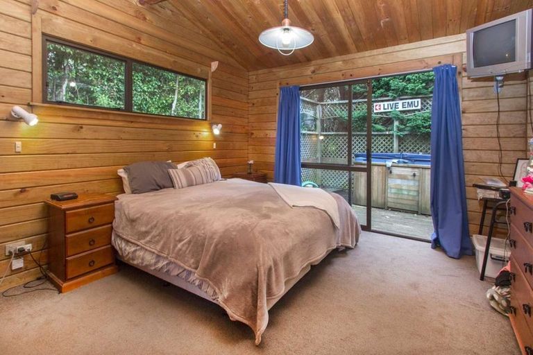 Photo of property in 2/87 Haseler Crescent, Howick, Auckland, 2014