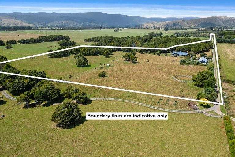 Photo of property in 115a Arcus Road, Te Horo, Otaki, 5582