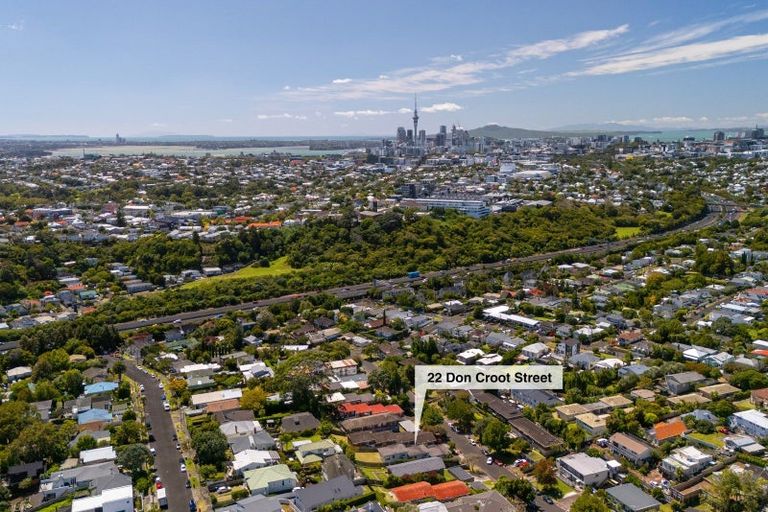 Photo of property in 1/22 Don Croot Street, Morningside, Auckland, 1021