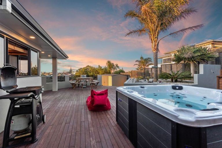 Photo of property in 5 Island View Heights, Coastlands, Whakatane, 3120