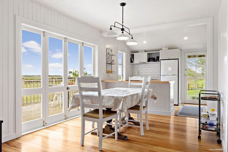 Photo of property in 160 Batty Road, Kingseat, Papakura, 2580