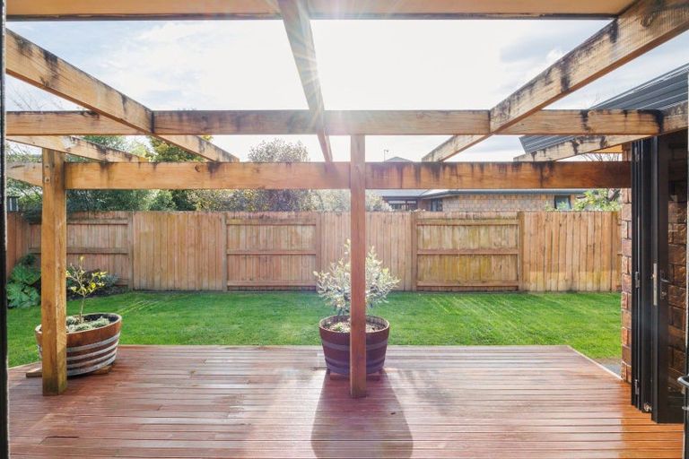 Photo of property in 34 Meridian Grove, Kelvin Grove, Palmerston North, 4414