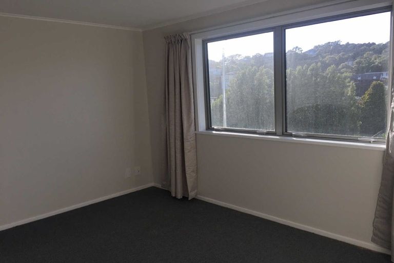 Photo of property in 137b Newlands Road, Newlands, Wellington, 6037